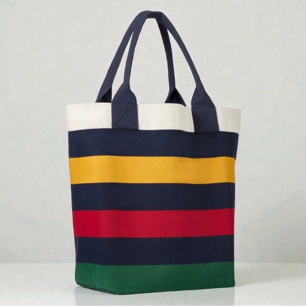 Hudson's Bay Stripes 10-in Navy Blue Everyday
Tote Bag